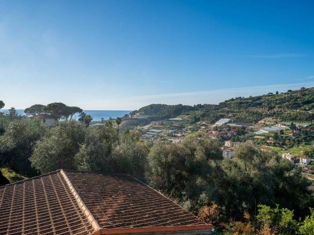 Appartamento in vendita a Bordighera IM