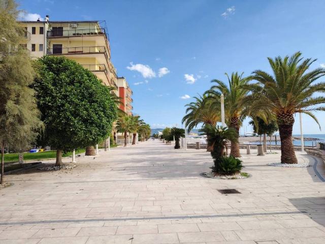 Appartamento in vendita a Borghetto Santo Spirito SV
