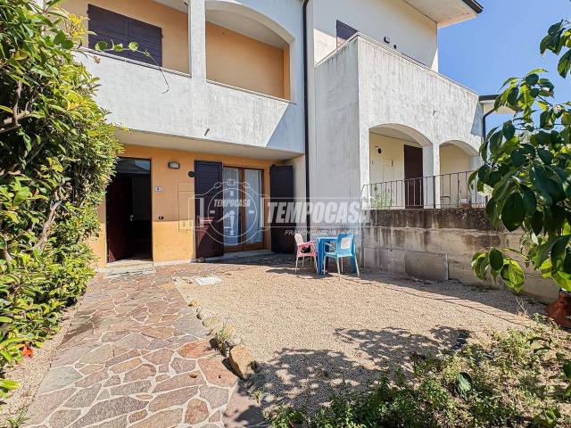 Appartamento in vendita a Borghi