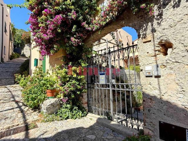Appartamento in vendita a Borgio Verezzi SV