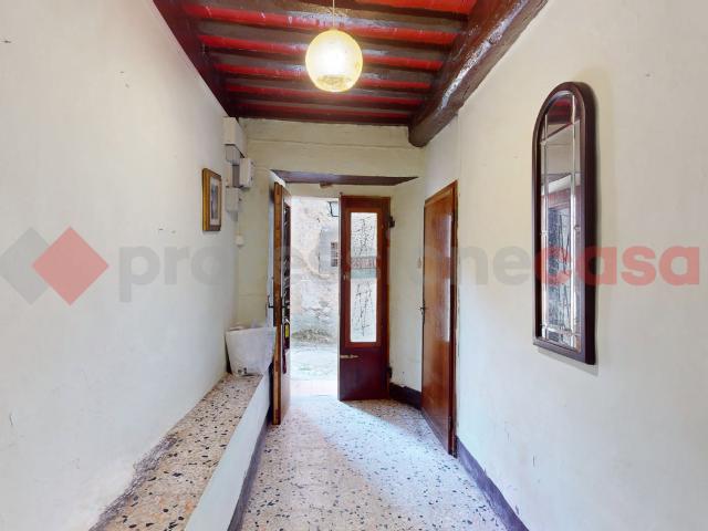 Appartamento in vendita a Borgo a Mozzano