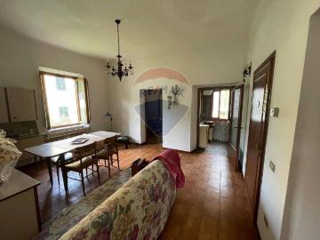 Appartamento in vendita a Borgo a Mozzano LU