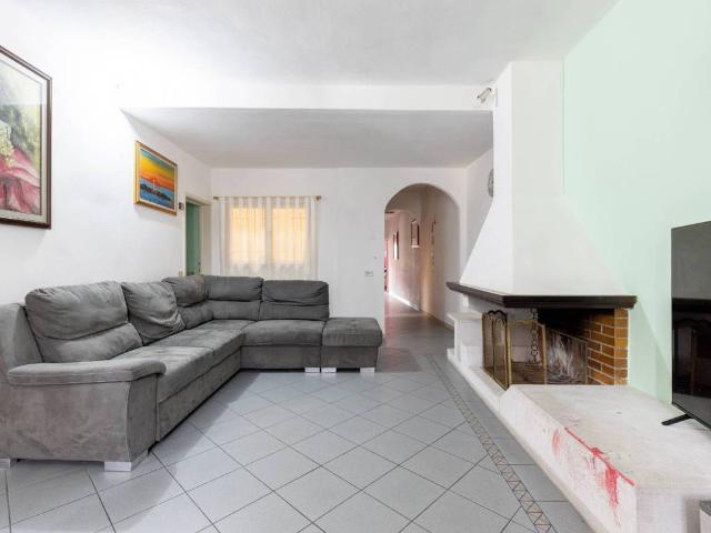 Appartamento in vendita a Borgo a Mozzano LU