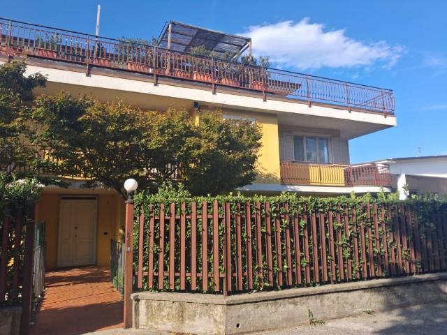 Appartamento in vendita a Borgo San Dalmazzo CN