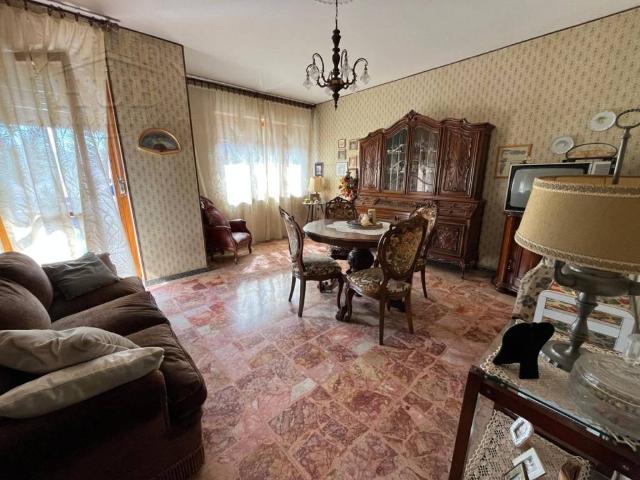 Appartamento in vendita a Borgo San Dalmazzo CN