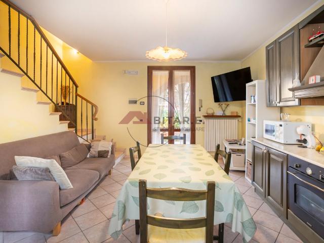APPARTAMENTO in VENDITA a BORGO SAN GIACOMO di 6 vani