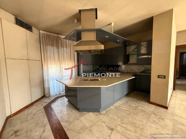 Appartamento in vendita a Borgomanero NO