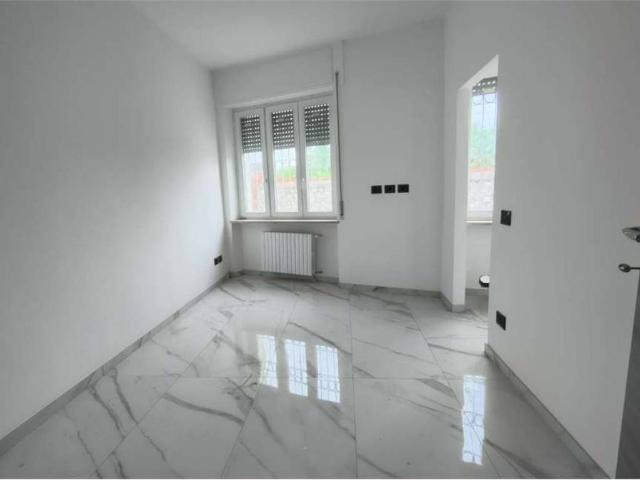 Appartamento in vendita a Borgomanero NO