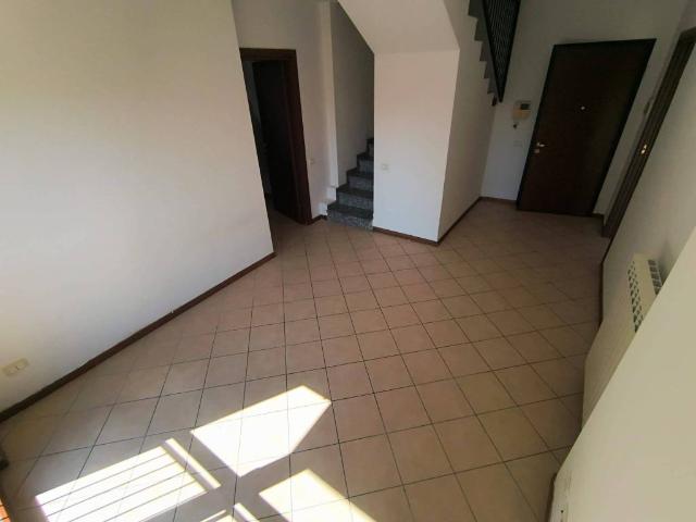 Appartamento in vendita a Borgomanero NO