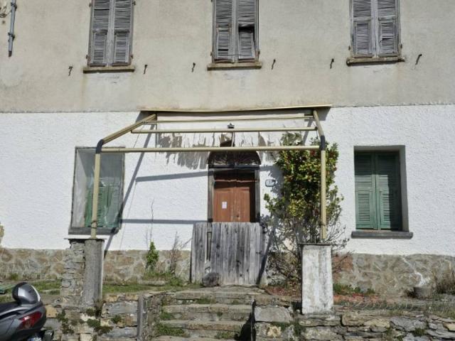 Appartamento in vendita a Borgomaro IM