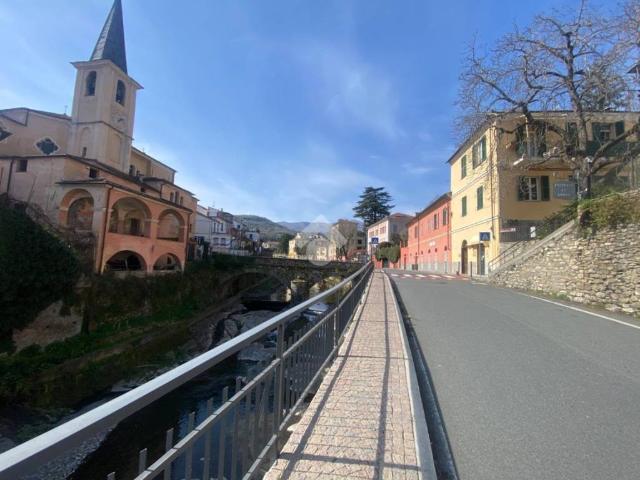 Appartamento in vendita a Borgomaro IM