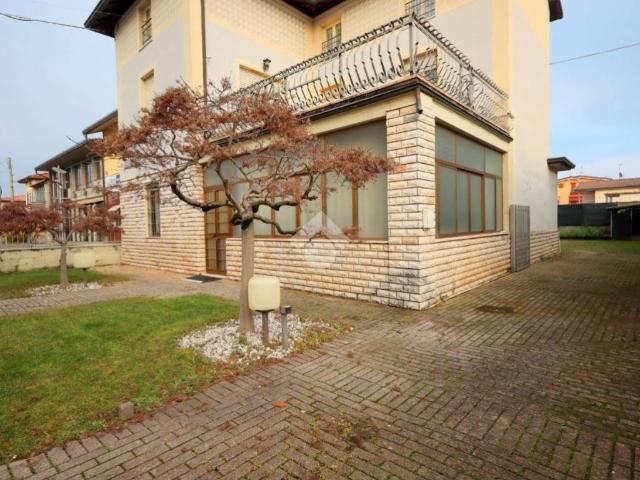 Villa in vendita a Borgosatollo BS