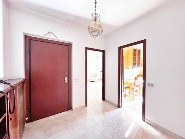 Appartamento in vendita a Borgosesia VC