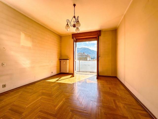 Appartamento in vendita a Borgosesia VC