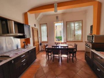 Appartamento in vendita a Borgosesia VC