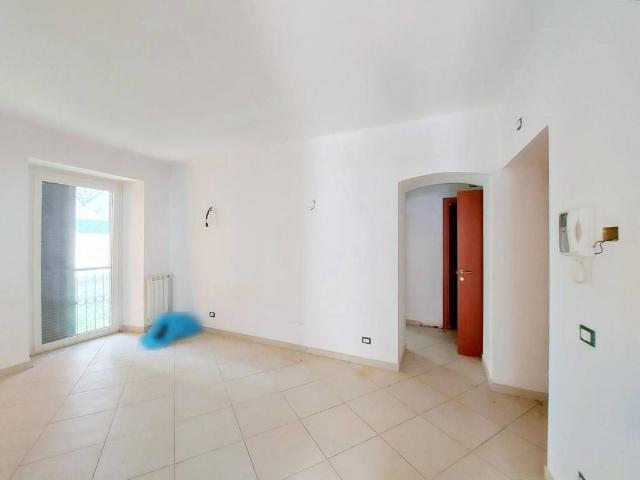 Appartamento in vendita a Borzonasca GE