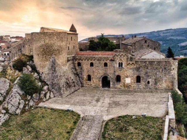 Appartamento in vendita a Bovino FG