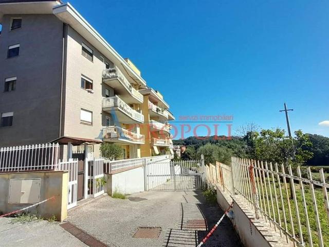 Appartamento in vendita a Bracciano RM