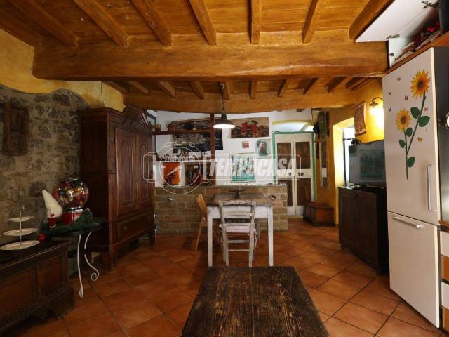 Appartamento in vendita a Bracciano RM