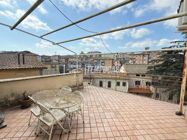 Appartamento in vendita a Bracciano RM