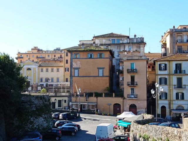 Appartamento in vendita a Bracciano RM
