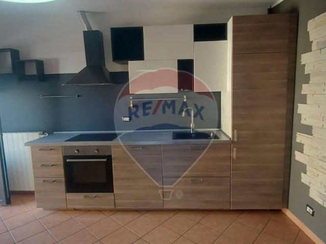 Appartamento in vendita a Brebbia