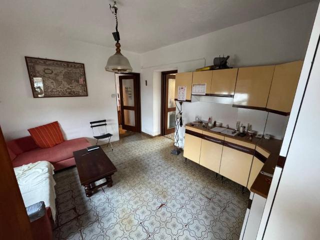 Casa indipendente in vendita a Brebbia VA
