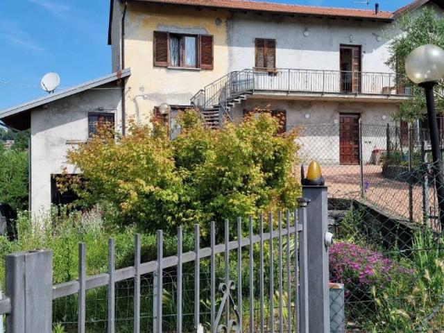Appartamento in vendita a Brebbia VA