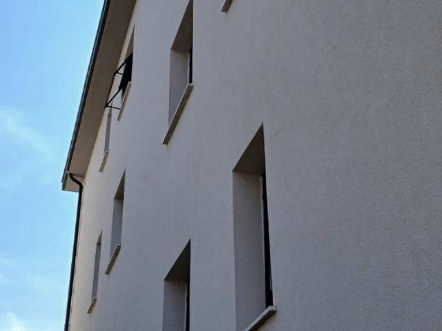 Appartamento in vendita a Bregnano CO