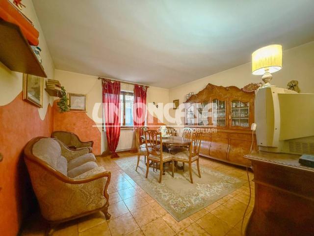 Appartamento in vendita a Bregnano CO