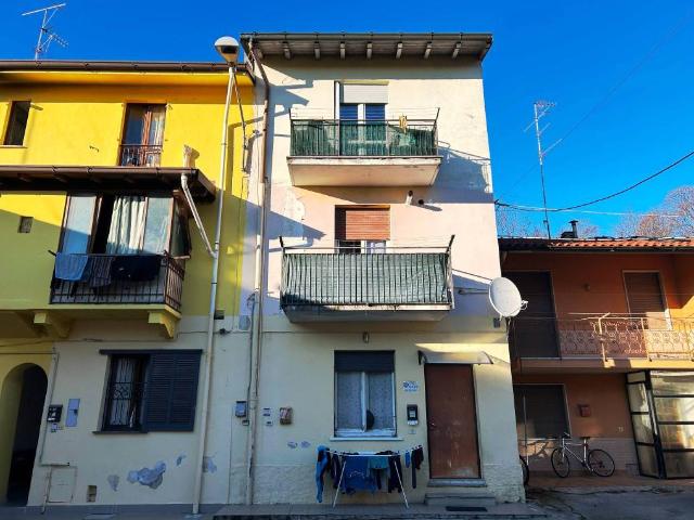 Appartamento in vendita a Bregnano CO