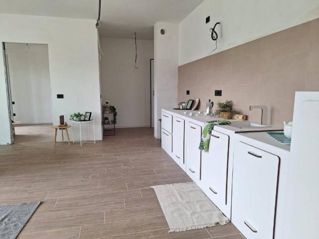 Appartamento in vendita a Bregnano CO