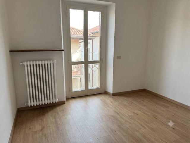 Appartamento in vendita a Bregnano CO