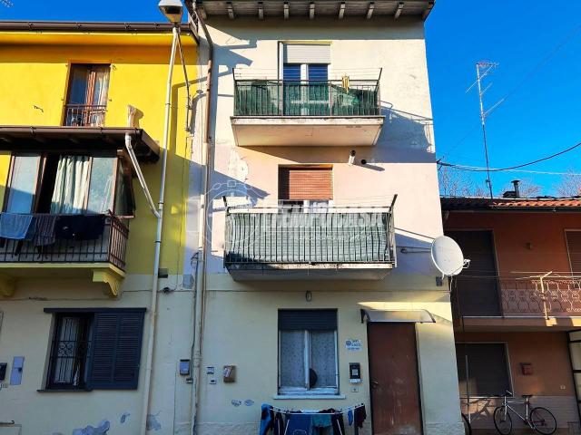 Appartamento in vendita a Bregnano