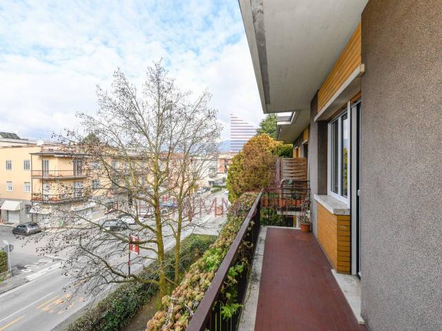 Appartamento in vendita a Brescia