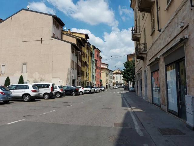 Appartamento in vendita a Brescia BS