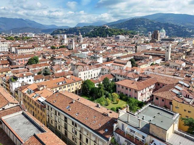 Appartamento in vendita a Brescia BS