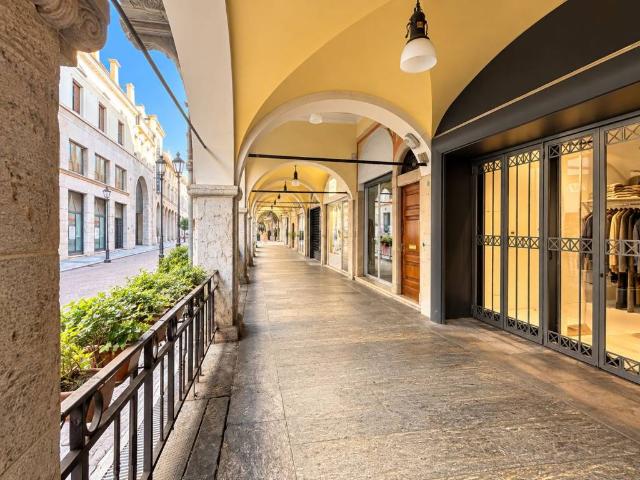 Appartamento in vendita a Brescia BS