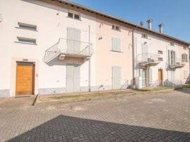 Appartamento in vendita a Bressana Bottarone PV