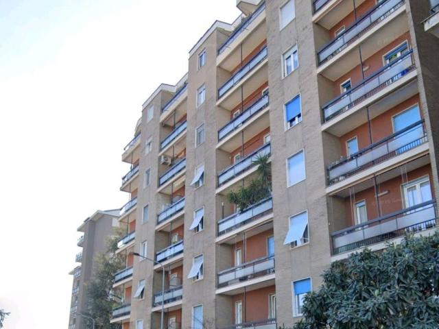 Appartamento in vendita a Bresso MI