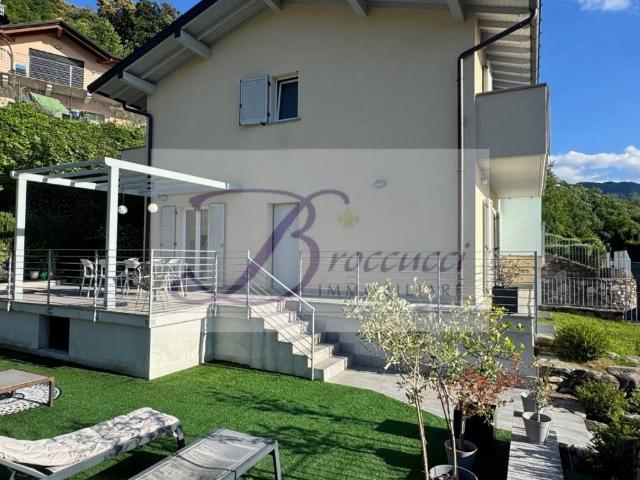 Appartamento in vendita a Brezzo di Bedero VA