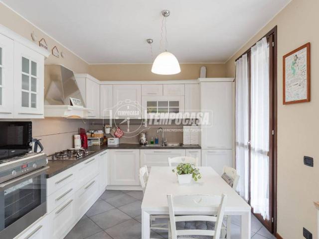 Appartamento in vendita a Briosco MB