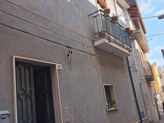 Appartamento in vendita a Bronte CT