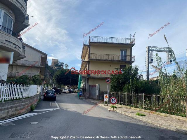 Appartamento in vendita a Brolo ME