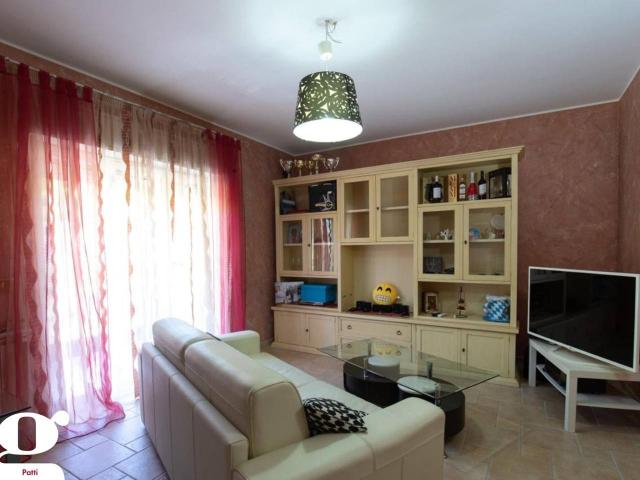 Appartamento in vendita a Brolo