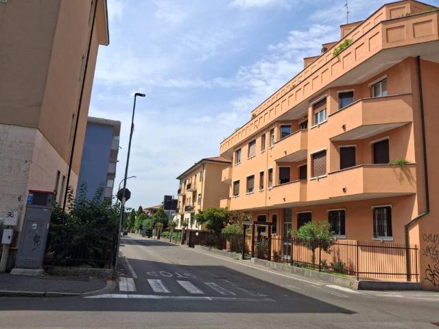Appartamento in vendita a Brugherio MB