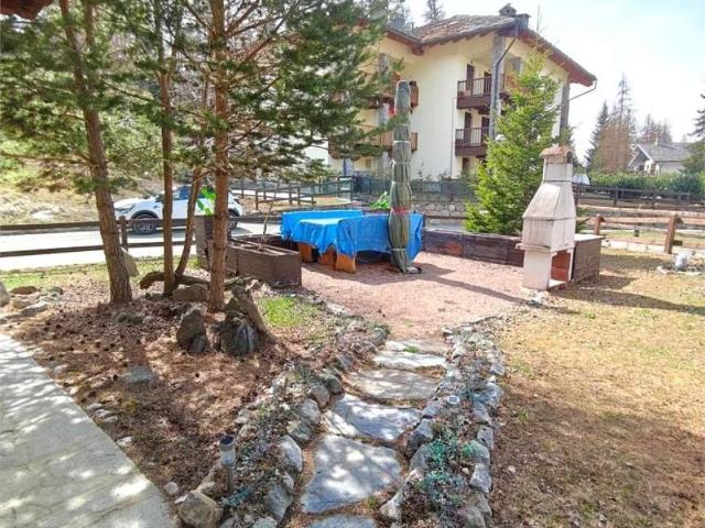 Appartamento in vendita a Brusson AO