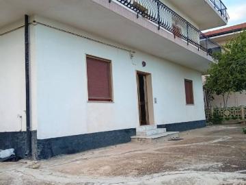 Appartamento in vendita a Bruzzano Zeffirio RC
