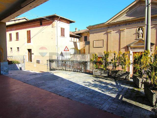 Appartamento in vendita a Cuasso al Monte VA