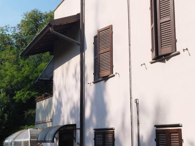 Appartamento in vendita a Cuasso al Monte VA